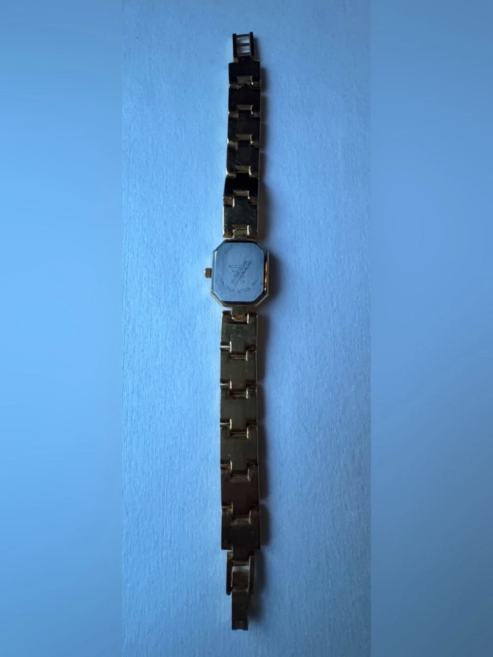 Vintage Vivani Women’s Watch Quartz Gold Tone Links With Multicolor Stone Insets